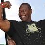 Bodybuilding legend Lee Haney seeks living kidney donor as family goes public with health struggles