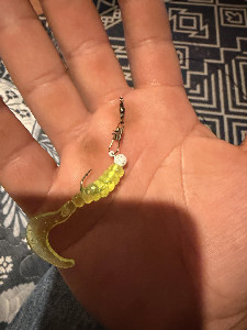 Think this snap swivel is too big for this 1/16 oz. Jig head? : r ...