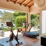 The New Home Gym: Fitness Experts Say "Recovery Zones" Will Be Huge in 2026