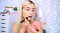 Vlogger Roxxsaurus tests Poundland makeup... including a stunning £1 highlighter