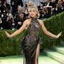Dior, Versace, Bob Mackie, Oh My! Sabrina Carpenter Goes Old Hollywood Glam at the 2026 Met Gala