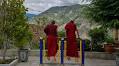 What Buddhist monks can teach you about pain management