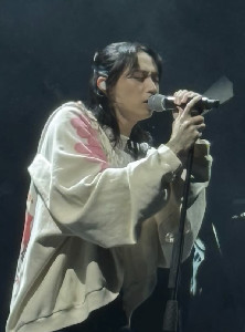 Keshi (singer) - Wikipedia