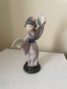 Lladro Figurine #4991 Madame Butterfly Geisha - Hand Made In ...
