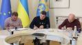 Візьми будинок під опіку: із чотирма компаніями, які погодились допомогти після російських обстрілів, місто підписало договір