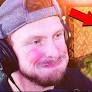 Vapor reacts to a FNAF try not to laugh challenge