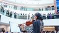 AN OMANI VIRTUOSO HITTING GLOBAL NOTES