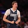 Lakers vs. Mavericks Prediction, Spread, NBA Picks for Sunday, April 5