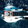 Triple-speed personal submarine steers nimbly through subaquatic world