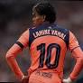 Ronaldinho destaca a Lamine Yamal con la camiseta 10 del Barça