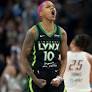 Courtney Williams, Kayla McBride return to Lynx on 2-year deals