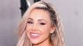 Fitness Model Stephanie Sanzo in Two-Piece Workout Gear Shares Fitness Advice