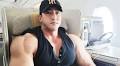 Hwang Chul-soon (40), a sports trainer famous for "Jingman," was sentenced to prison in the first tr..