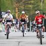 Sina Frei wins the first Short Track of the year in a very close finish