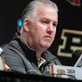 Purdue men's basketball lands top-10 7-foot junior Isaiah Hill