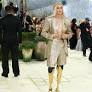 Met Gala model Lauren Wasser issues scary tampon warning after losing both legs