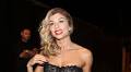 Grazi Massafera mostra boa forma com vestido tomara que caia Dolce & Gabbana