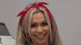 Influencer Vivi Winkler in Two-Piece Workout Gear Says "I Love You"