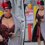 Kim Kardashian fully transforms into Las Vegas showgirl on ‘The Fifth Wheel’ set