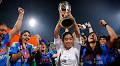 Mithali Raj gets emotional, Jhulan Goswami cries as ex-cricketers lift World Cup with Harmanpreet Kaur & Co: Watch
