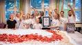 Swedish YouTuber bakes largest vegan cake for Guinness World Records Day