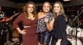 Adriana Samartini, Mari Samartini e Tati Pinardon celebram aniversário no Hidden