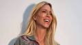 Nicole Neumann impone el enterizo airflow ideal para el verano: total white, liviano y boho chic