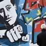 Nelson Castro en la East Side Gallery, el mayor pedazo del Muro de Berlín que quedó en pie