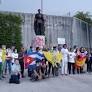 Eliécer Ávila lidera manifestación ante estatua de Cristóbal Colón vandalizada durante protestas en Miami