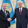 FIDE President Arkady Dvorkovich awarded Kazakhstan’s Dostyq Order