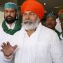 Hundreds of farmers protest in U.P. against heckling of Rakesh Tikait; FIR lodged, one arrested