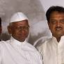 Indian anti-graft activist breaks fast after parliament backing