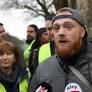 "Gilets jaunes" : Maxime Nicolle, l'une des figures du mouvement, brièvement interpellé lors d'une manifestation à Bordeaux