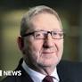 Ex-union boss Len McCluskey took private jet flights arranged by building firm, report finds