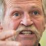 José Bové, European politician who opposes trade deal, allowed to stay in Canada