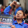 Miles de maestros se concentran en Lima para exigir sueldos y pensiones dignas -
