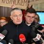 Władysław Frasyniuk uniewinniony przez sąd. Nazwał żołnierzy „śmieciami” i „watahą psów”