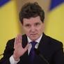 Nicușor Dan has appointed 5 new counselors. Among them, Vlad Voiculescu (under criminal investigation) and professor Sorin Costreie