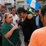 Aumento a diputados: expulsan de manifestación a hermana de Aldo Dávila