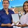 Noboa recibió el Premio Matilde Hidalgo en Santa Elena por otorgar becas