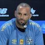 Weverton joins Grêmio, hails Fábio as model of longevity