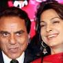 Juhi Chawla revisits Dharmendra’s enigmatic presence in Sholay in heartfelt tribute