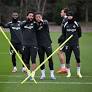 Training gallery: One last push before Burnley | News | Official Site