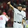 [NPB NOTEBOOK] Yomiuri Giants Rookie Manager Shinnosuke Abe Revives the Team