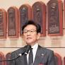 Hideki Kuriyama's Hall of Fame induction speech: "Honestly, I wondered if someone like me deserved to be in there." Sadaharu Oh, Tatsunori Hara, and Shohei Ohtani also offered their congratulations. [Full text of speech] | Pacific League | Professional baseb
