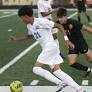 Giovanni Hernandez sparks Woodstock’s win against Richmond-Burton