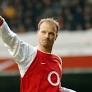 Dennis Bergkamp advises Arsenal with Wenger’s words