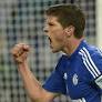 Klaas-Jan Huntelaar wants to win Bundesliga title with Schalke