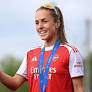 Lia Walti: Juventus in talks with Arsenal for midfielder