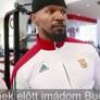 Hollywood star Jamie Foxx shows off his Hungarian football vest